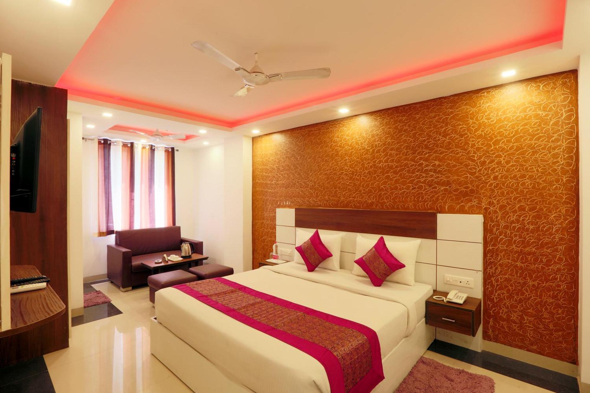 Hotel Ark Wood At Airport Neu-Delhi Exterior foto